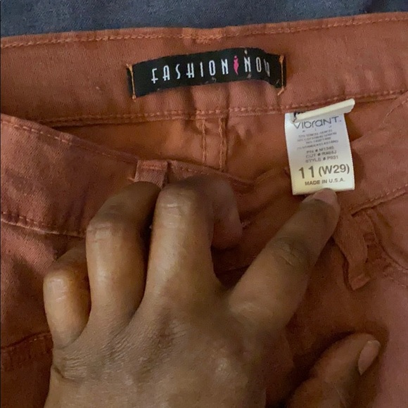 Jeans - Picture 2 of 3